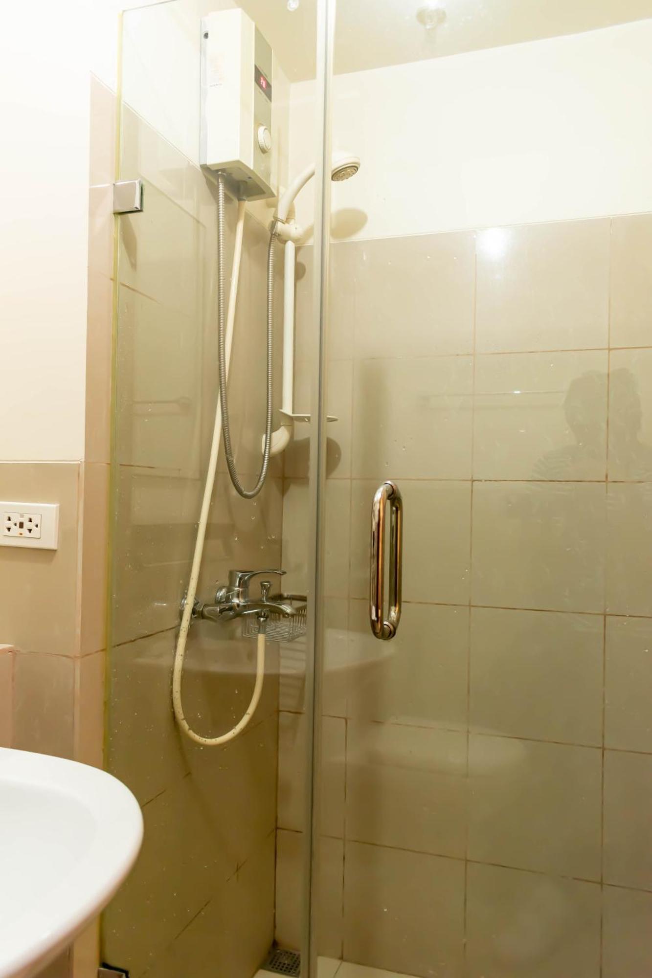 Amora Suites At The Beacon Makati Manila Zimmer foto